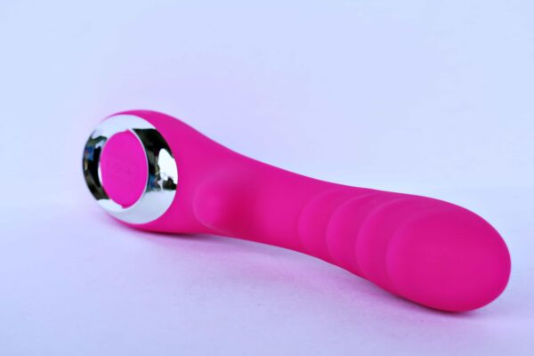 Vibrador: 3 intensidades de Vibración y 9 Tipos de Pulsaciones
