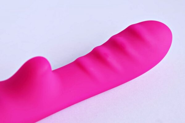 Vibrador: 3 intensidades de Vibración y 9 Tipos de Pulsaciones