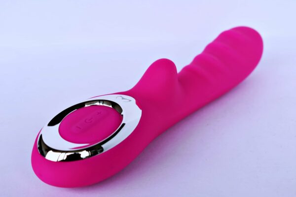Vibrador: 3 intensidades de Vibración y 9 Tipos de Pulsaciones